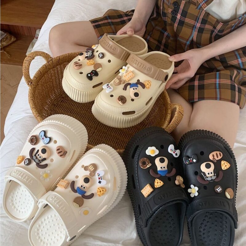 STOMPION SCOOBY FLAT CLOGS
