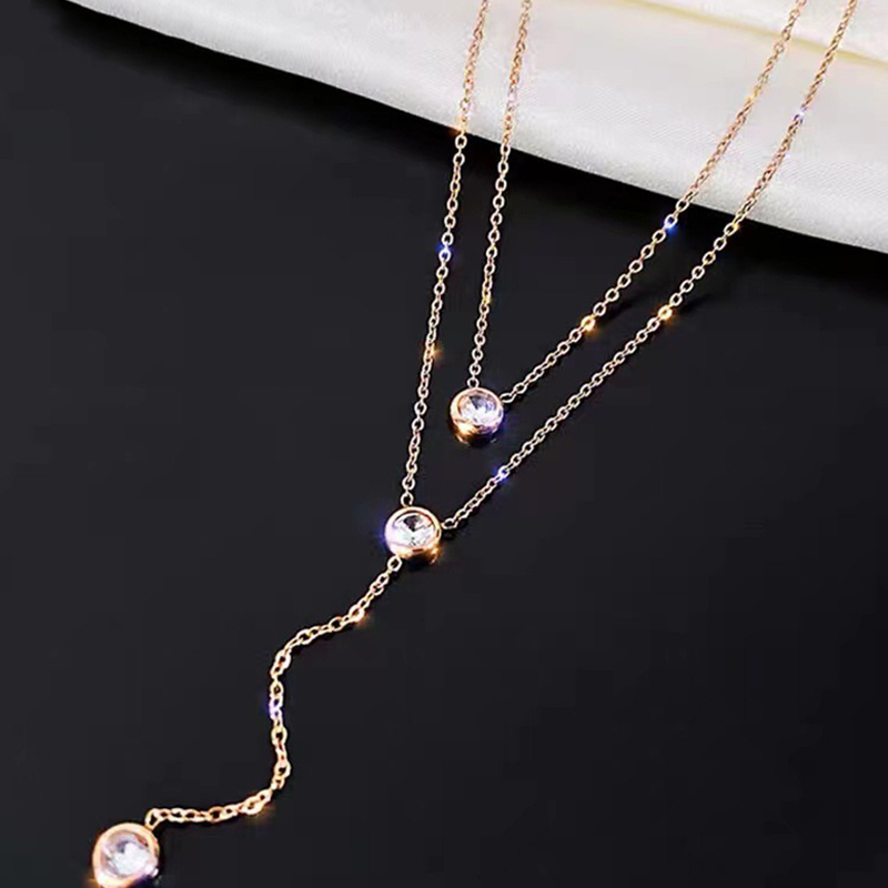 SWIRLUXE GOLD TRIPLE GEM NEACKLACE