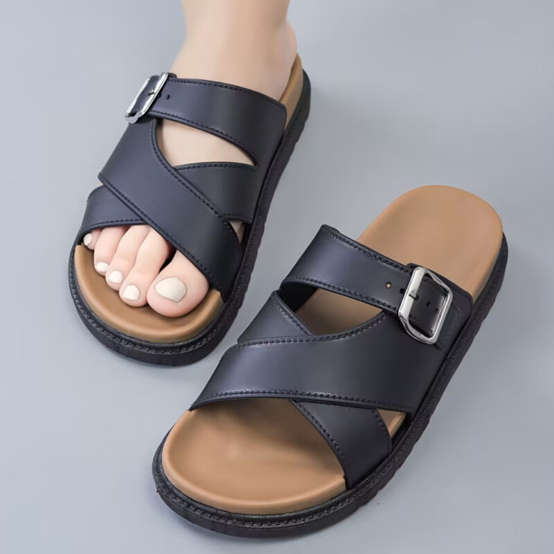 STOMPION X-STRAP BUCKLE SANDALS