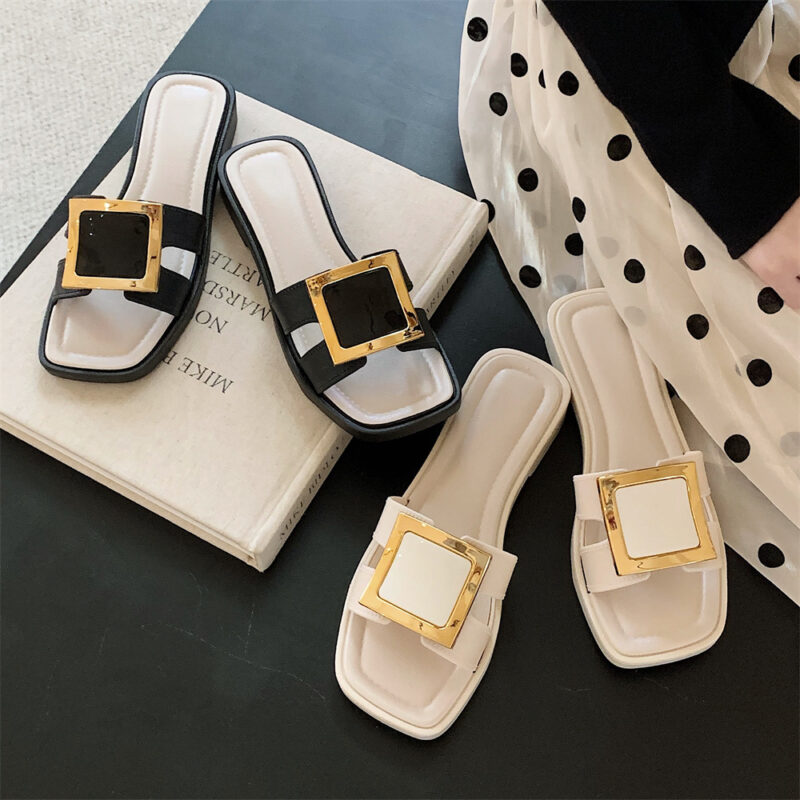 STOMPION SQUARE BUCKLE FLATS