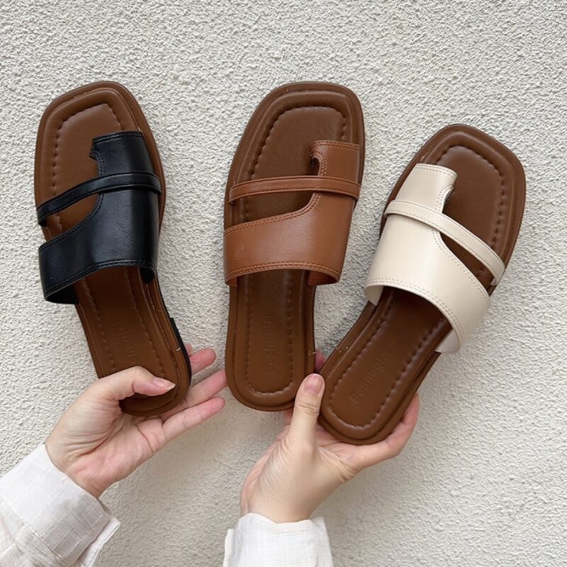 STOMPION L-STRAP SANDALS