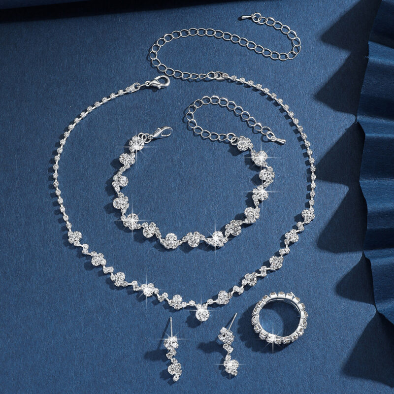SWIRLUXE 4IN1 SILVER JEWELRY SET - Image 3