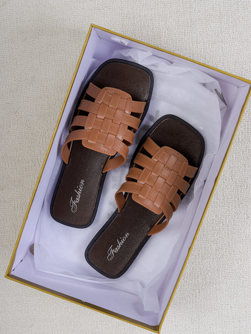 STOMPION WEAVED DESIGN FLATS - Image 2