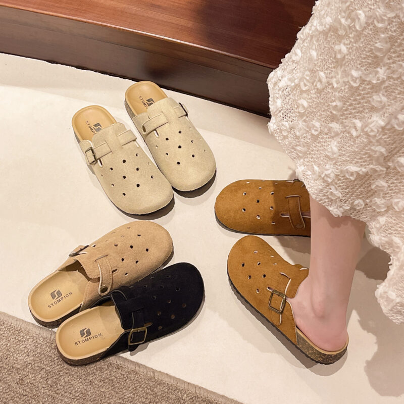 STOMPION DOTTED BUCKLE CLOGS