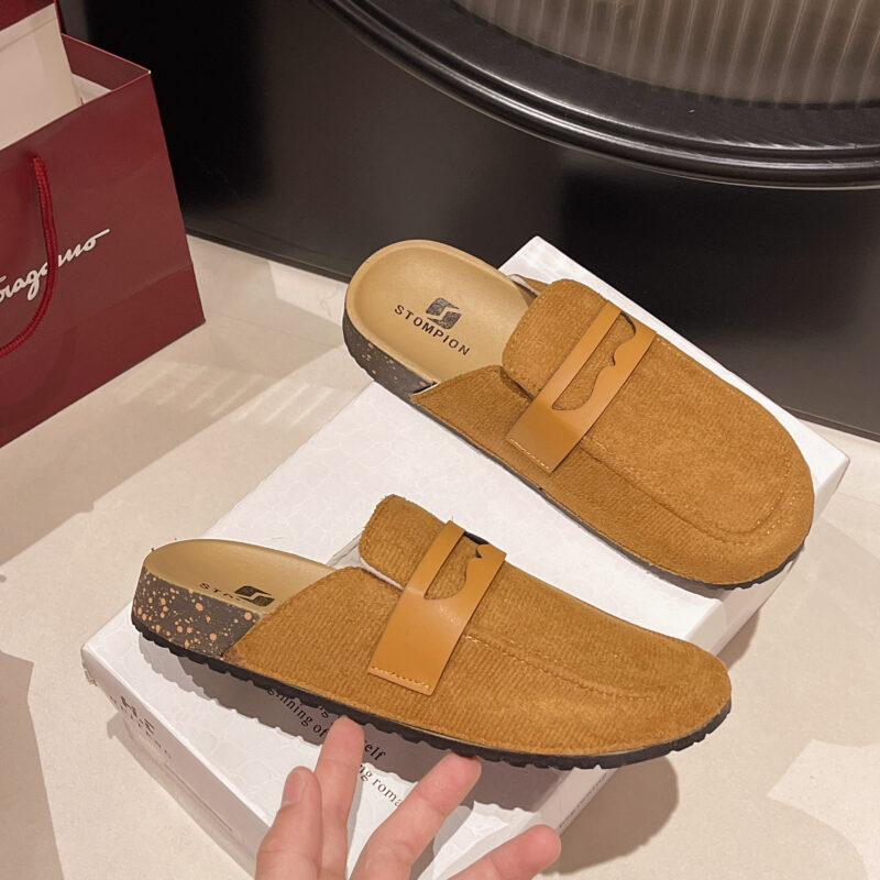 STOMPION MEN LEATHER LIKE CLOGS - Image 5