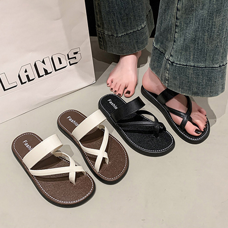STOMPION FLAT CRISS-CROSS SANDALS