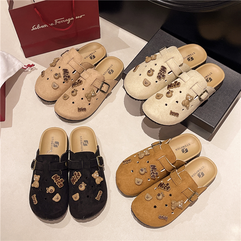 STOMPION LEATHER TEDDY BEAR CLOGS