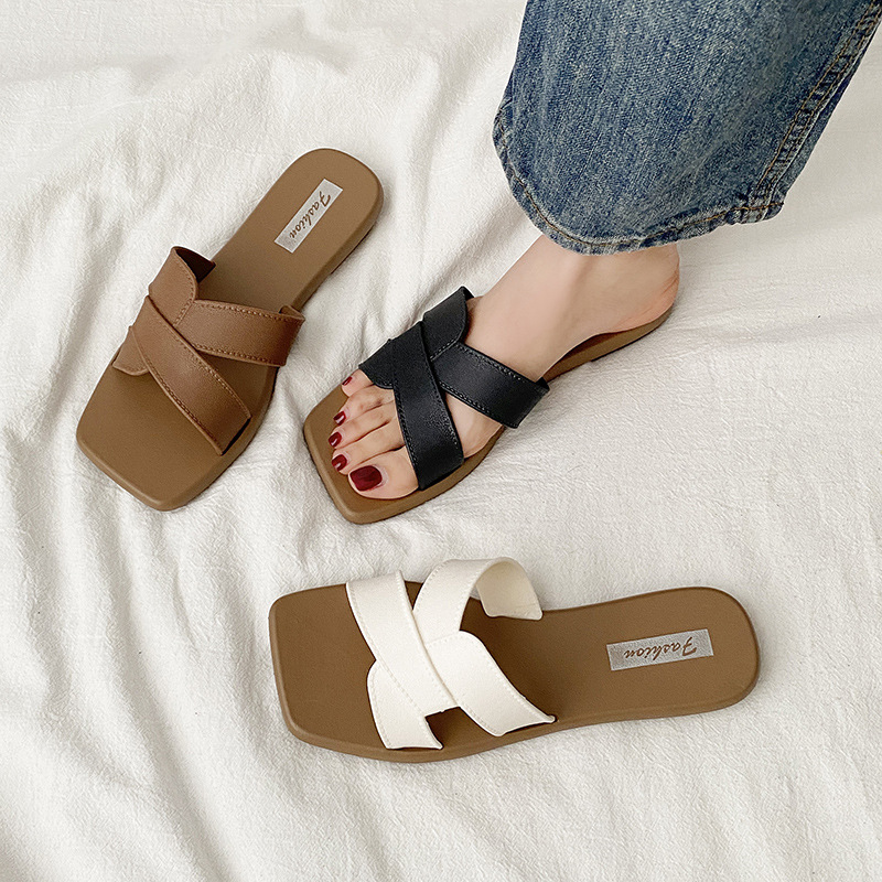 STOMPION  SQUARE TOE CRISS-CROSS SANDALS