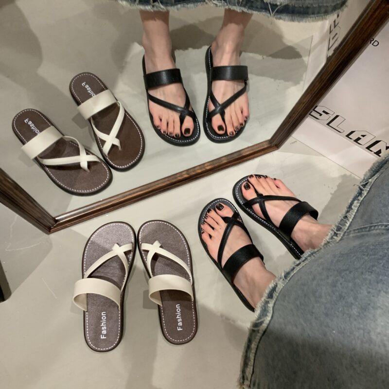 STOMPION FLAT CRISS-CROSS SANDALS - Image 2